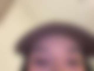 Kira Lopez's Live Sex Cam Show
