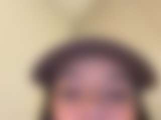 Kira Lopez's Live Sex Cam Show