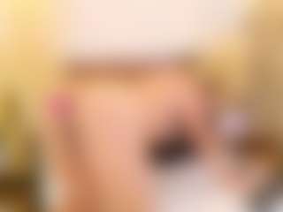 Live cam show with Dojacandice - Facial Piercings on Milfs Live