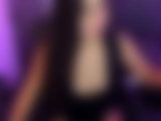 Live cam show with Mady-x - Curvy Teen (18+) on Big Tits