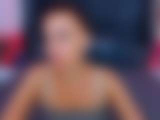 RebeccaDiamond18's Live Sex Cam Show