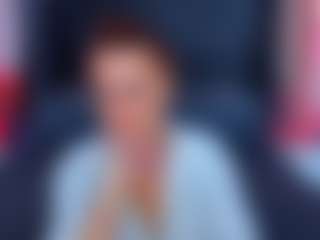 Show de câmera ao vivo com RebeccaDiamond18 - Average no Camsoda