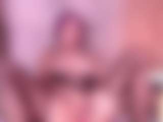 Live cam show with AlisaFox - Solo on Camsoda