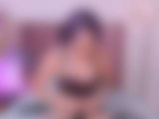 Live cam show with AlisaFox - Solo on Pornisteam.com