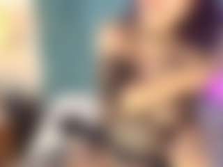 Live cam show with AlisaFox - Solo on Camsoda