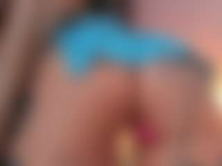Live cam show with AlisaFox - Lesbian on TottyGirls
