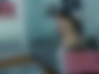 Rhi Connor MILF webcam performer live streaming