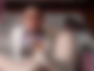 Rhi Connor MILF webcam performer live streaming