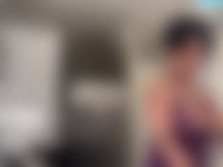 Miss Pretty Pocahontas's Live Sex Cam Show