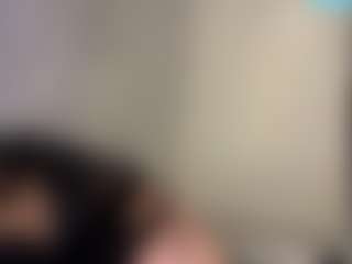 Live cam show with Miss Pretty Pocahontas - Wet on Dare Cams