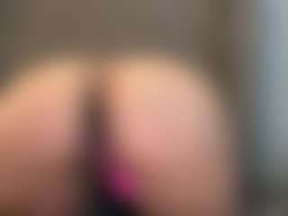 Miss Pretty Pocahontas's Live Sex Cam Show