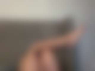 Live cam show with Miss Pretty Pocahontas - Asshole on Dolls Live