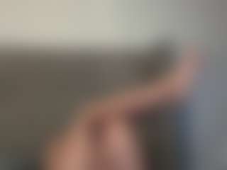 Miss Pretty Pocahontas's Live Sex Cam Show