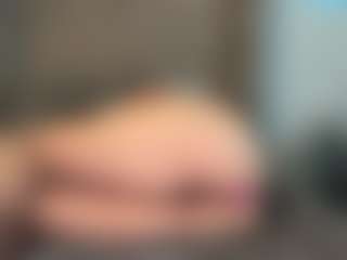 Miss Pretty Pocahontas's Live Sex Cam Show