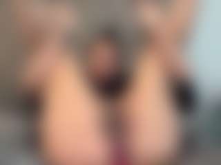 Miss Pretty Pocahontas's Live Sex Cam Show