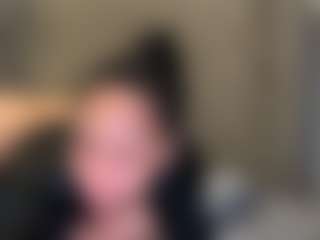 Miss Pretty Pocahontas's Live Sex Cam Show