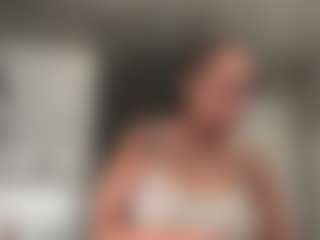 Miss Pretty Pocahontas's Live Sex Cam Show