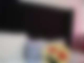 grettchen MILF webcam performer live streaming