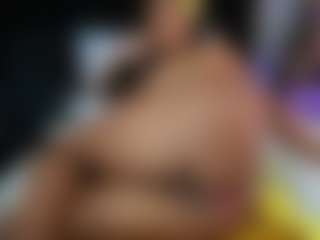 Live cam show with grettchen - Black MILF on StripNow