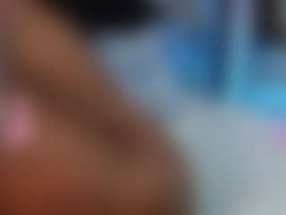 grettchen MILF webcam performer live streaming