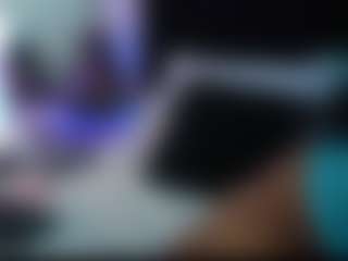 Live cam show with grettchen - Hairy Pussy Teen (18+) on TeamSkeetLive