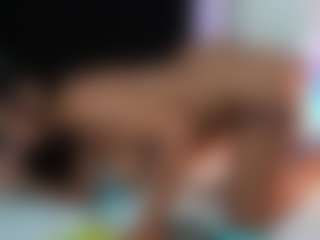 Live cam show with grettchen - Ebony Teen (18+) on Dare Cams