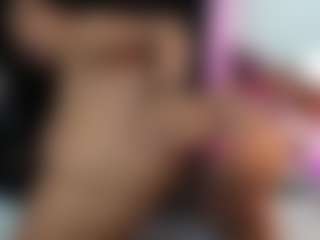 Live cam show with grettchen - Lovense MILF on Camsoda