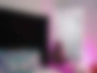 Live cam show with grettchen - Trimmed Granny on googirlz