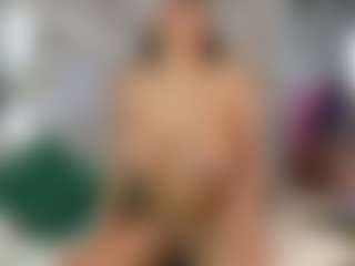 Live cam show with grettchen - Spank on Camsoda