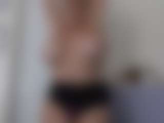 Live cam show with Jordyn Lvee - Toys on Sex Cam Show
