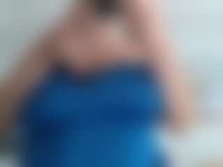 Live cam show with Jordyn Lvee - Strip Curvy on Uber Horny