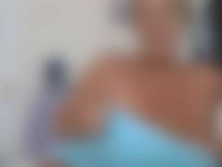 Live cam show with Jordyn Lvee - Gamer Blonde Hair on xxxlivecams.org