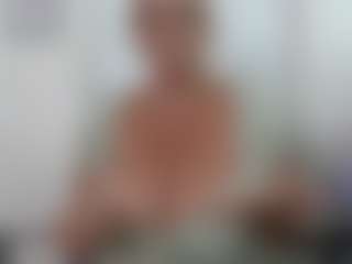 Live cam show with Jordyn Lvee - Gamer Mature on madthumbs