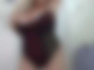 Live cam show with Jordyn Lvee - Tease Blonde Hair on alttransgirls