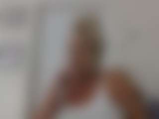 Live cam show with Jordyn Lvee - Horney on intimatelivegirls.com