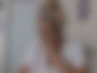 Live cam show with Jordyn Lvee - Blowjob Toys on livesuperchat.net