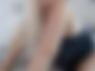 Live cam show with Jordyn Lvee - Granny Lovense on CamwithHer