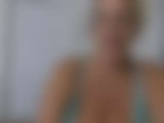 Live cam show with Jordyn Lvee - Full Nudity on Strip Flash - Live Sex Shows