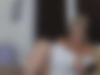 Live cam show with Jordyn Lvee - Sexwebcam Mature on TottyGirls