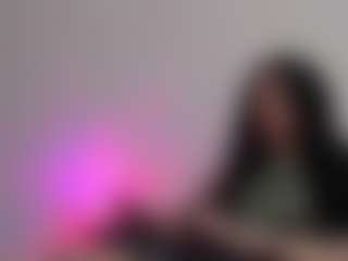Rav3nnn's Live Sex Cam Show