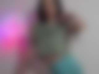 Rav3nnn's Live Sex Cam Show