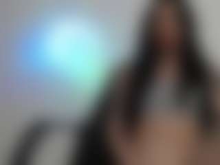 Rav3nnn's Live Sex Cam Show