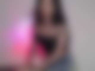 Rav3nnn's Live Sex Cam Show