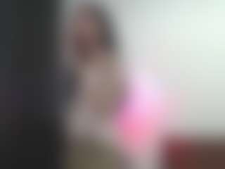 Live cam show with Rav3nnn - Smoking on Mixed Magazine Live