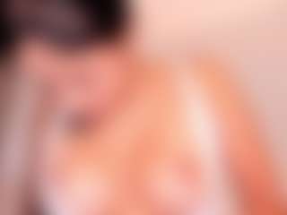 Live cam show with kim-murphy - Oil on CamSodaAdn