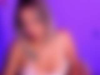 Live cam show with kim-murphy - Oil on SpankPalCams