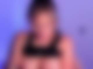 Live cam show with kim-murphy - Flashing on livesuperchat.net