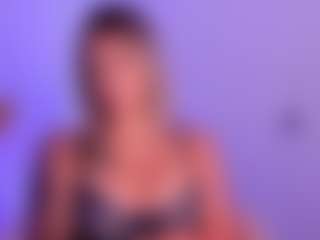 Live cam show with kim-murphy - Oil on Camsoda
