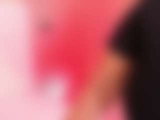 Live cam show with Lilly - Facial Piercings on TottyGirls