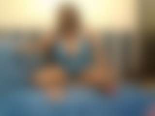 playwitme2000's Live Sex Cam Show